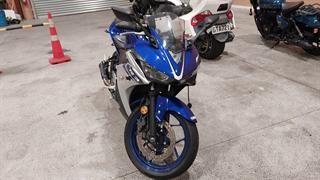 2017 Yamaha R3 Motorcycle Photo