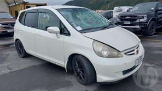 2006 Honda fit Hatch Photo