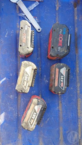Bosch 18 Volt Batteries NA Photo