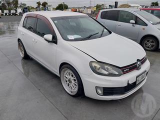 2010 Volkswagen Golf GTI Hatch Photo