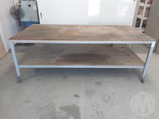 Work Bench Workshop Equipment Photo