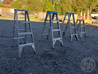 lot OF Step Ladders Workshop Equipment Photo
