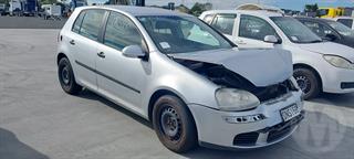 2006 Volkswagen Golf 1.6 FSI TIP Hatch Photo