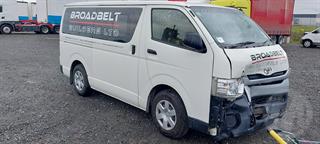 2016 Toyota Hiace ZL TD 3.0D/4AT/LV/5 Van Photo