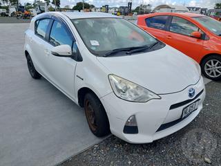 2012 Toyota Aqua Hatch Photo