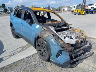 2023 Toyota RAV4 XSE 2.5PH/4WD/HD Station Wagon Photo