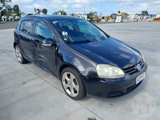 2006 Volkswagen Golf FSI Hatch Photo