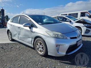 2011 Toyota Prius Hybrid Hatch Photo