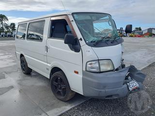 2010 Mazda Bongo Station Wagon Photo
