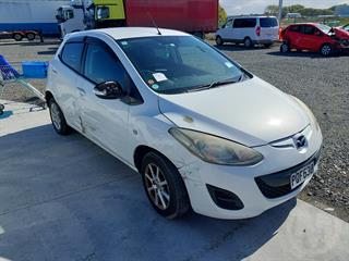 2011 Mazda Demio 1.3L Petrol Hatch Photo