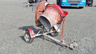 2014 Custom H2PT15 Concrete Mixer Trailer Photo