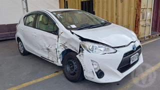 2017 Toyota Aqua Hybrid Hatch Photo