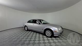 2003 Jaguar S-type 3.0 V6 SE 4DR 6SP A 4D Sedan Photo