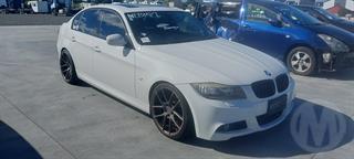 2011 BMW 335i Sedan Photo