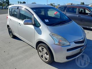 2006 Toyota Ractis Hatch Photo