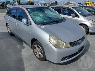 2005 Nissan Wingroad Station Wagon Photo