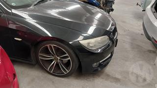 2010 BMW 320i Coupé Photo