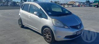 2009 Honda fit Hatch Photo