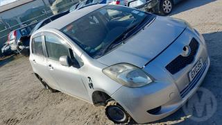 2006 Toyota Vitz Hatch Photo