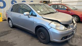 2004 Nissan Tiida Latio Sedan Photo