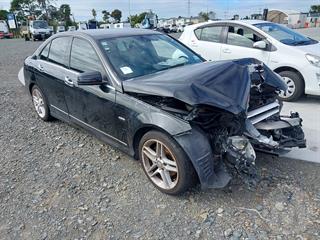 2012 Mercedes-Benz C200 Sedan Photo