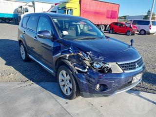 2010 Mitsubishi Outlander Station Wagon Photo