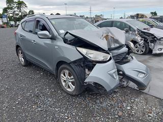 2011 Hyundai IX35 2.0 2WD A6 Station Wagon Photo