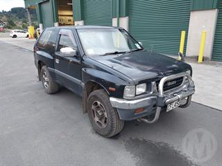 1997 Isuzu MU Station Wagon Photo