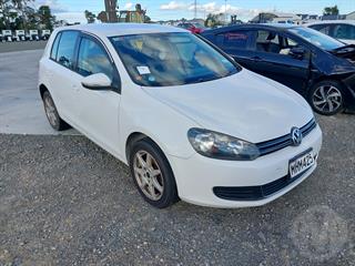 2010 Volkswagen Golf TSI Hatch Photo