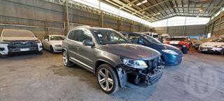 2013 Volkswagen Tiguan TSI132KW 2.0P4WD7A/ Hatch Photo