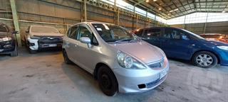 2005 Honda fit 1300 Hatch Photo