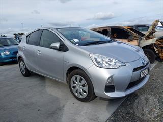 2013 Toyota Aqua Hatch Photo