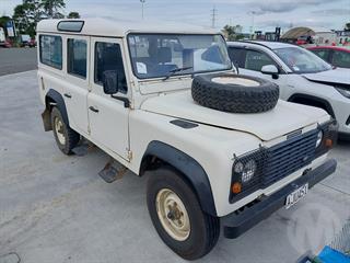 1992 Land Rover Defender 110 Station Wagon Photo