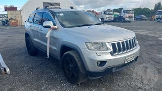 2012 Jeep Grand Cherokee Laredo 3.0L CRD Station Wagon Photo