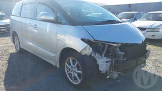 2007 Toyota Estima Station Wagon Photo