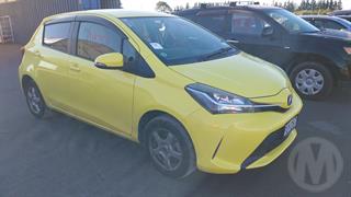 2014 Toyota Vitz Hatch Photo