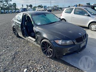 2007 BMW 335i Sedan Photo