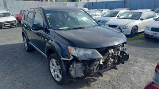 2005 Mitsubishi Outlander Station Wagon Photo