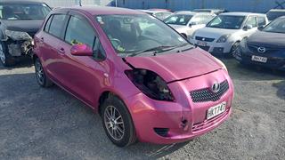 2005 Toyota Vitz Hatch Photo