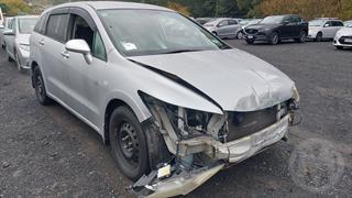 2006 Honda Stream Station Wagon Photo