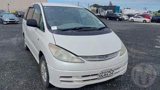 2002 Toyota Estima X Station Wagon Photo