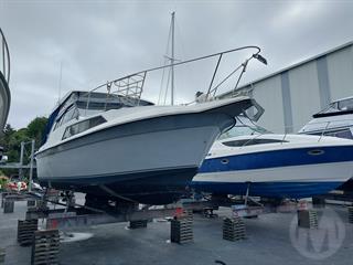 1985 Carver Monterey GRP Launch W/2 X Volvo Penta AD31P Boat Photo