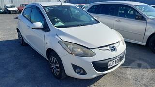 2012 Mazda Demio Hatch Photo
