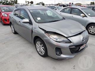2012 Mazda Axela Sedan Photo