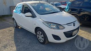 2014 Mazda Demio Hatch Photo