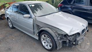 2001 BMW 530i 530i A Sedan E39 Sedan Photo
