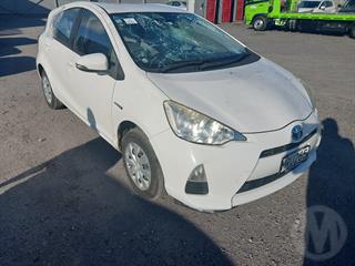 2014 Toyota Aqua Hybird Hatch Photo