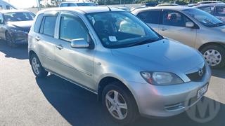 2005 Mazda Demio Hatch Photo