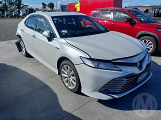 2020 Toyota Camry Hybrid Sedan Photo
