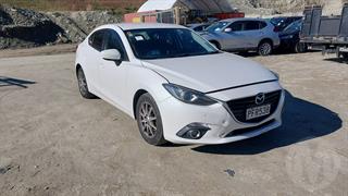 2014 Mazda Axela Sedan Photo